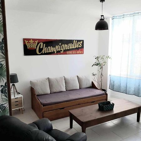 Grand T3 Calme Et Lumineux 4-6 Personnes Villa Moux Bagian luar foto