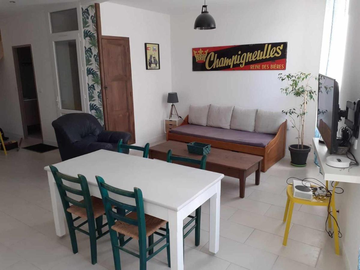Grand T3 Calme Et Lumineux 4-6 Personnes Villa Moux Bagian luar foto
